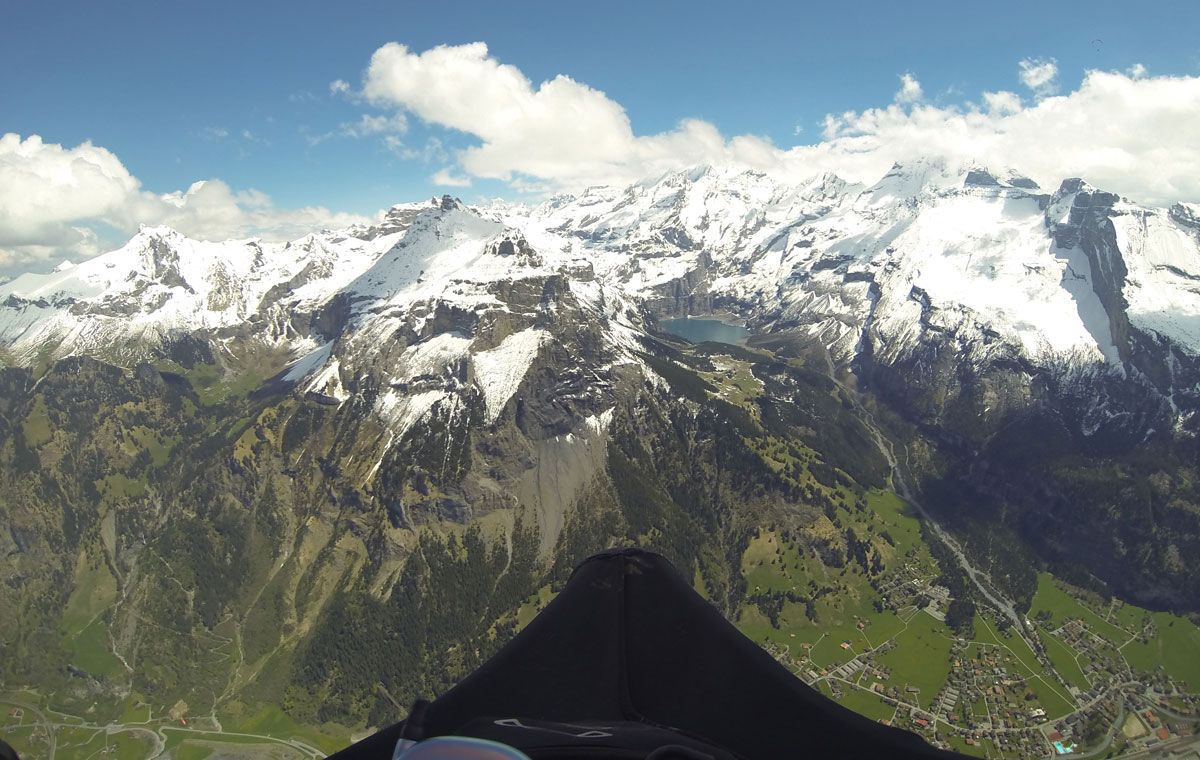 oeschinensee kandersteg paragliding gleitschirm oberland bern