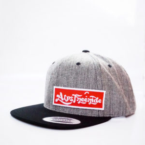 Casquette grise ajustable (logo rouge)